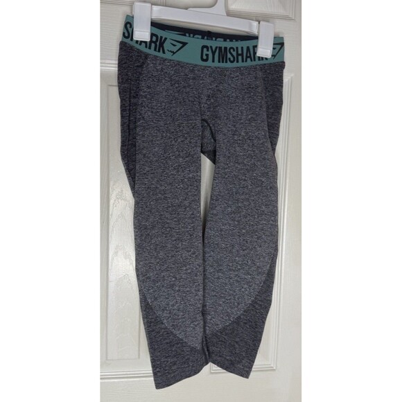 Women’s XS GYMSHARK Gray Seamless Active Crop Capri Leggings 16” Inseam - Picture 1 of 6